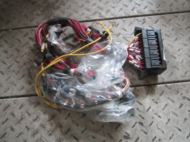 08C1284		Control box wiring harness