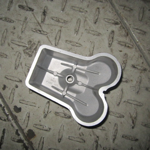 SP105392	12159819	cylinder head cover