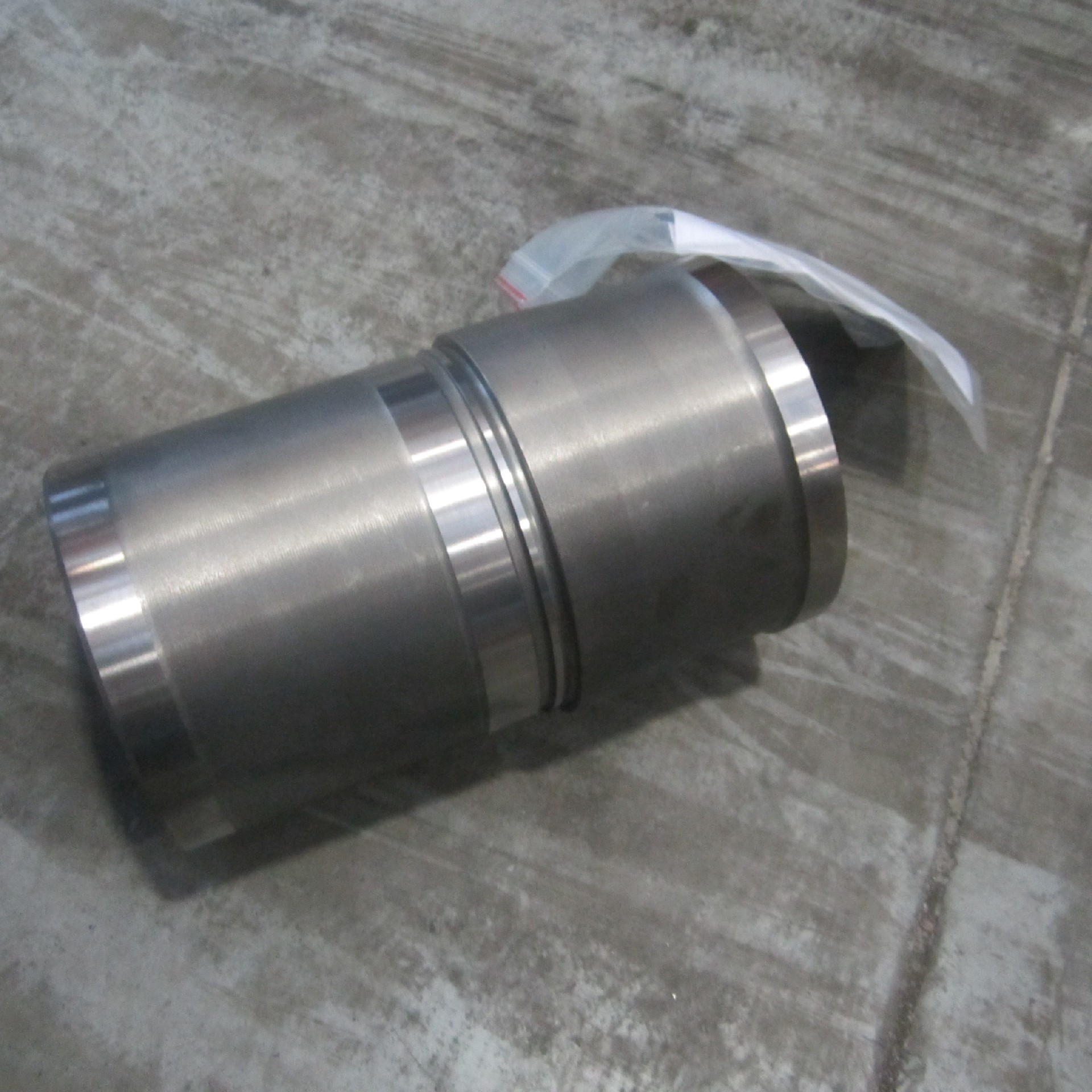 SP106453	3803703	cylinder liner