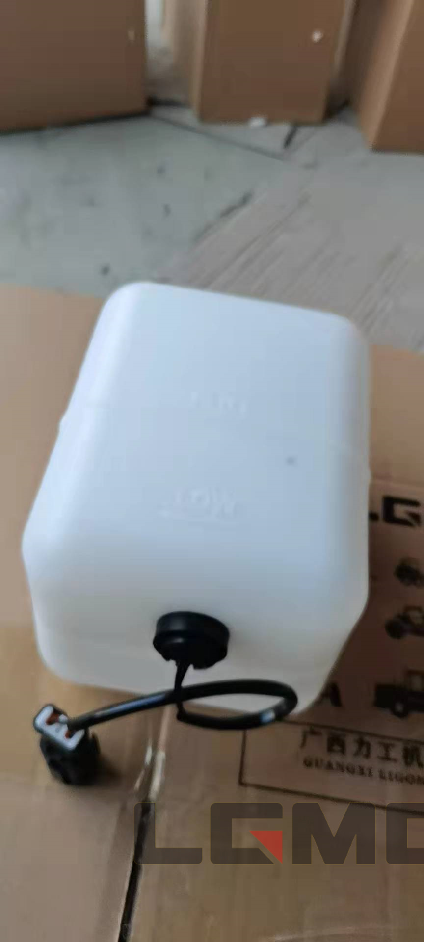 Auxiliary water tank PC300-7