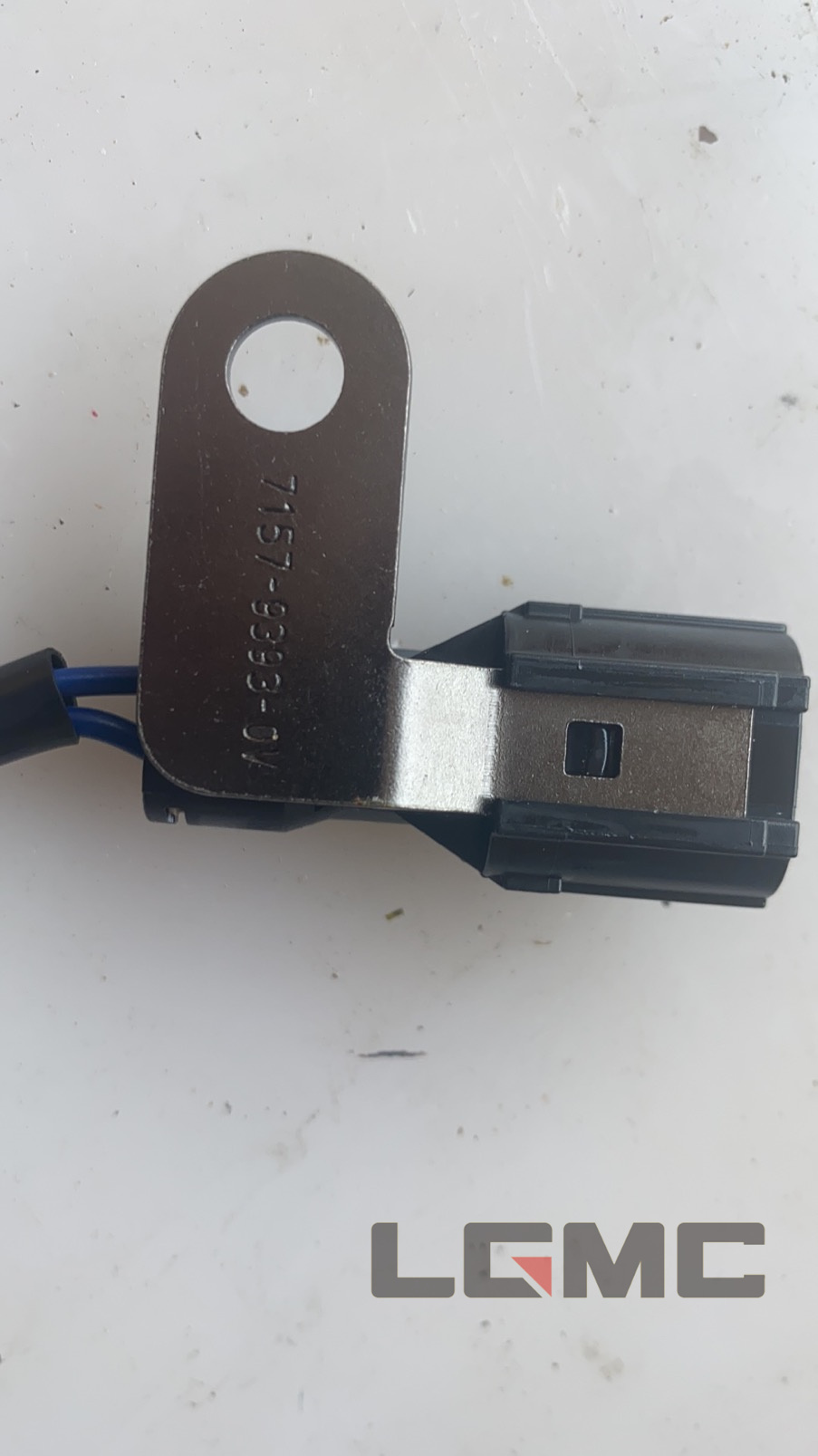 1-81510343-2 Sensor