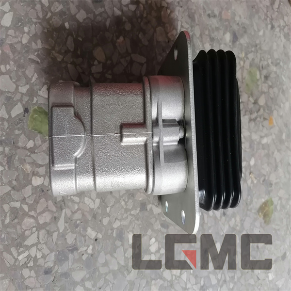 12C4904 Kawasaki 6-hole foot valve