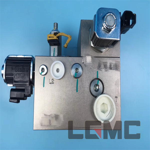 12C7010 Parker Control Valve (New)