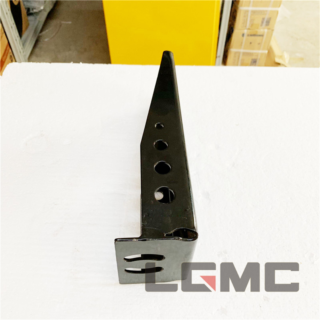 00D0631 Headlamp bracket