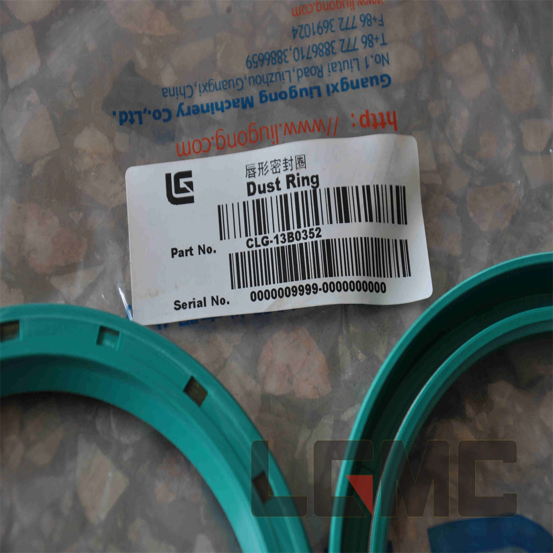 13B0352 Lip seal