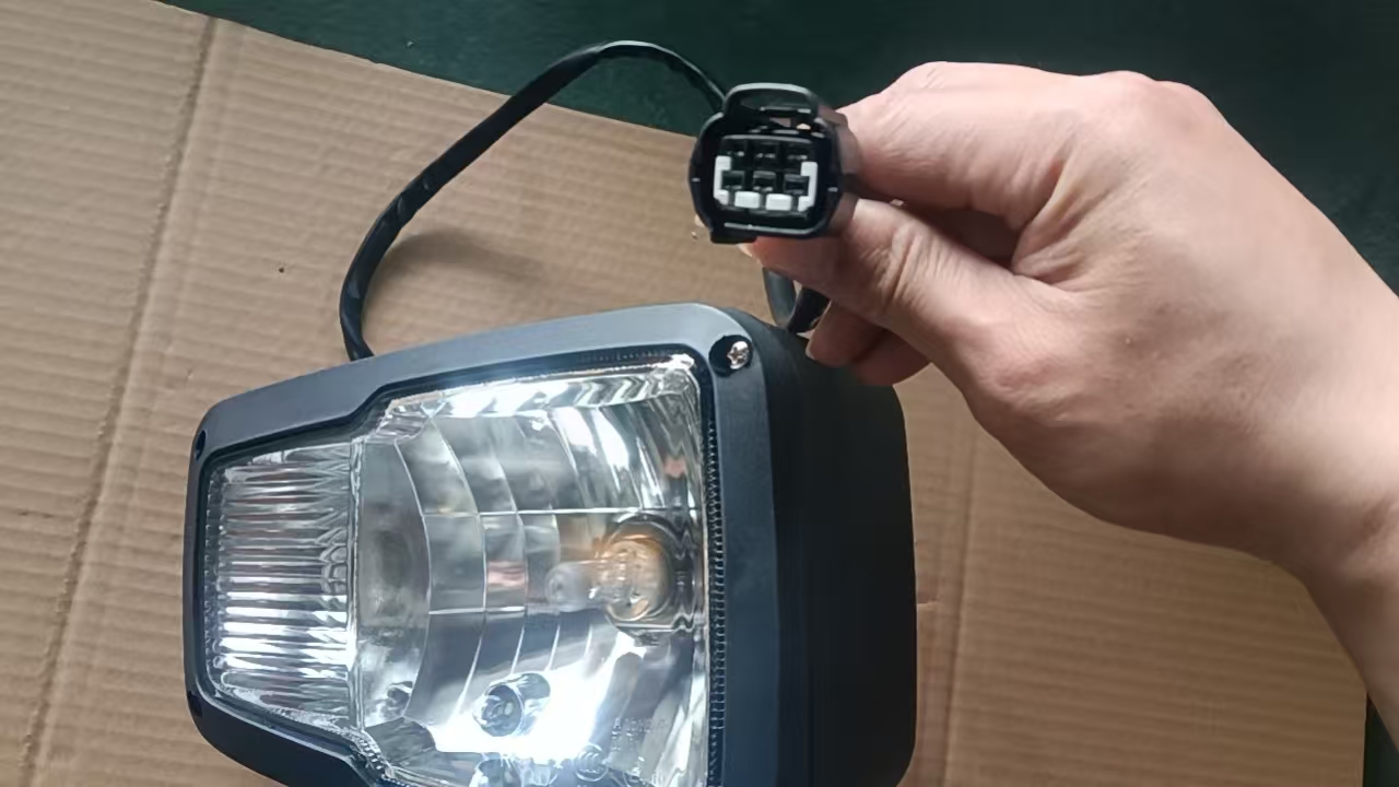 LIUGONG 49C7722 Front composite headlight